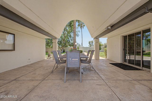 4316 E PICCADILLY Road, Phoenix, AZ 85018