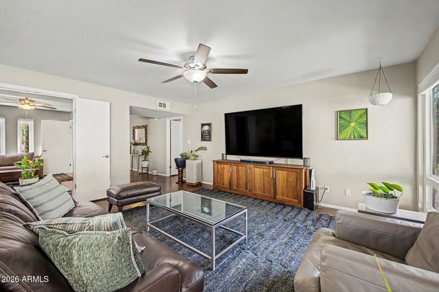 4316 E PICCADILLY Road, Phoenix, AZ 85018