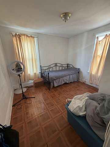 7316 S Lowe Avenue, Chicago, IL 60621