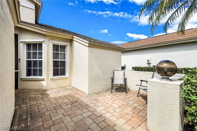 25202 Golf Lake CIR, Bonita Springs, FL 34135