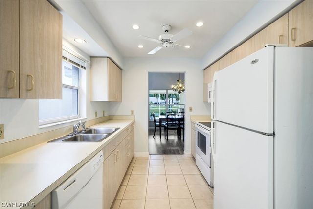 25202 Golf Lake CIR, Bonita Springs, FL 34135