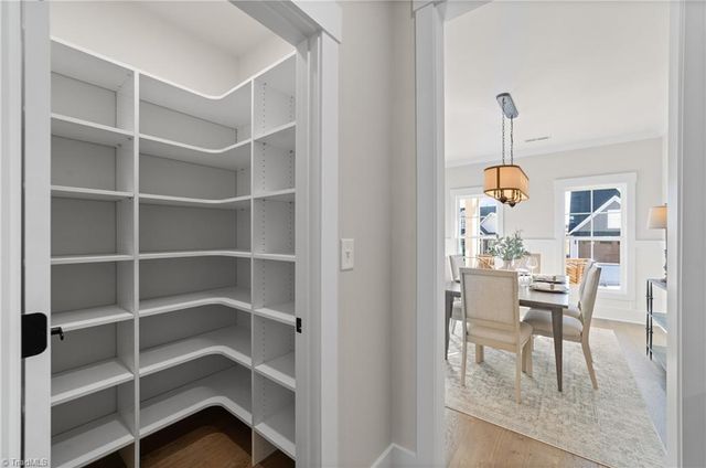 1335 Maple Chase Lane, Winston-salem, NC 27106