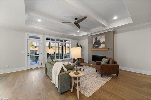 1335 Maple Chase Lane, Winston-salem, NC 27106