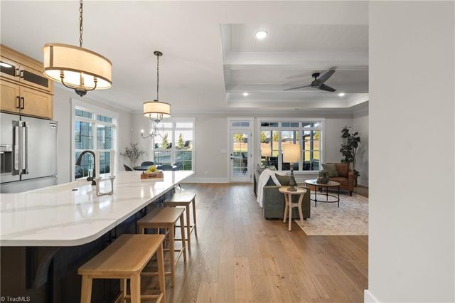 1335 Maple Chase Lane, Winston-salem, NC 27106