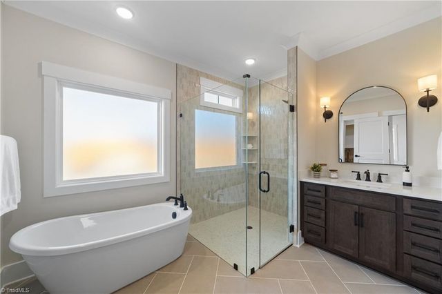 1335 Maple Chase Lane, Winston-salem, NC 27106