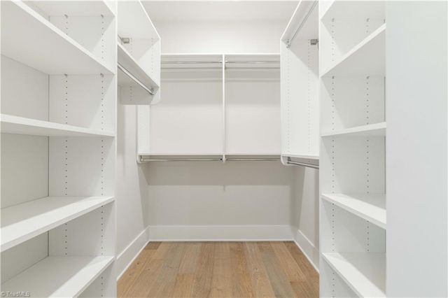 1335 Maple Chase Lane, Winston-salem, NC 27106