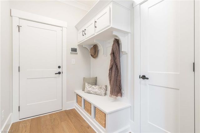 1335 Maple Chase Lane, Winston-salem, NC 27106