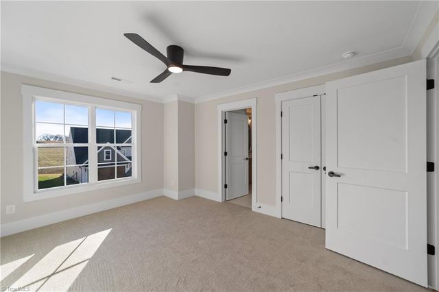 1335 Maple Chase Lane, Winston-salem, NC 27106