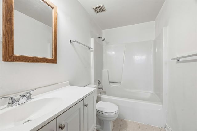 14 Bethany Dr A, Shaler, PA 15215