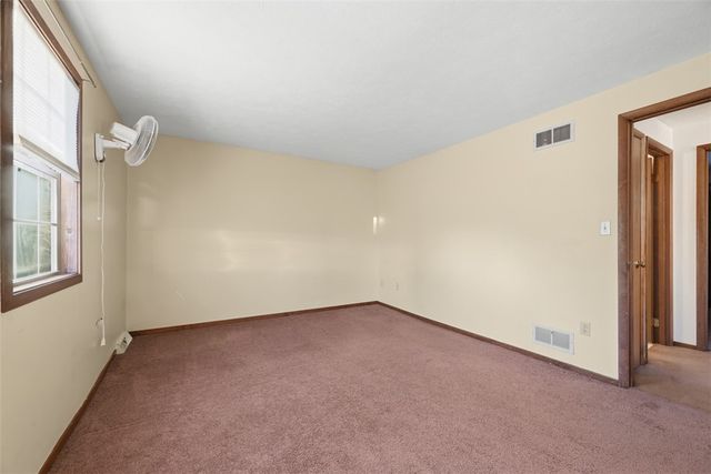 14 Bethany Dr A, Shaler, PA 15215