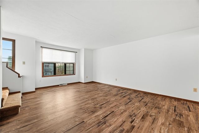 14 Bethany Dr A, Shaler, PA 15215