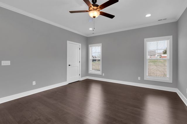 203 Campfire Ct, Winchester, TN 37398