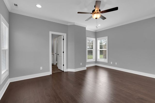 203 Campfire Ct, Winchester, TN 37398