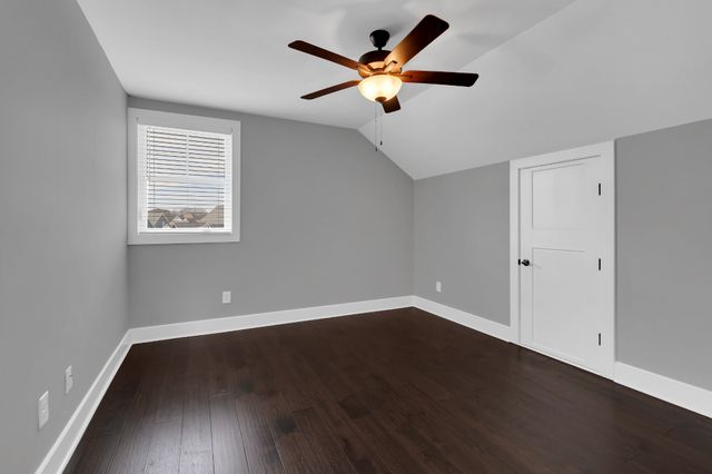 203 Campfire Ct, Winchester, TN 37398