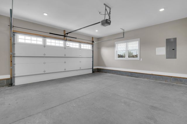 203 Campfire Ct, Winchester, TN 37398