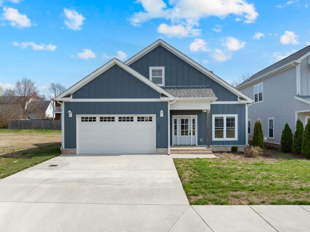 203 Campfire Ct, Winchester, TN 37398