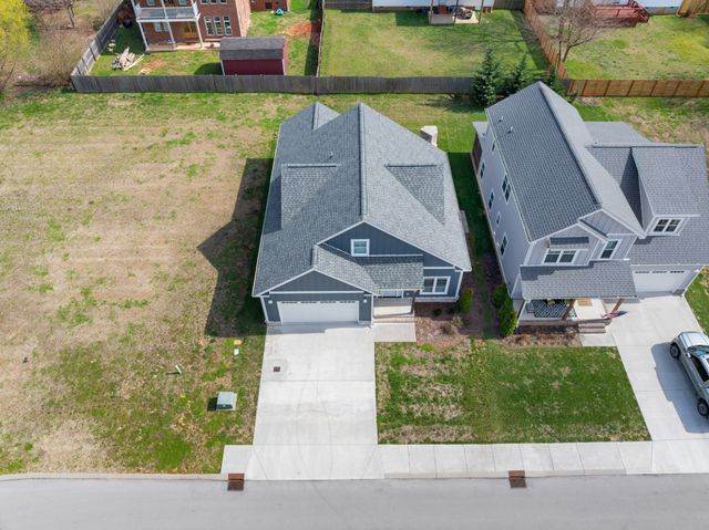 203 Campfire Ct, Winchester, TN 37398