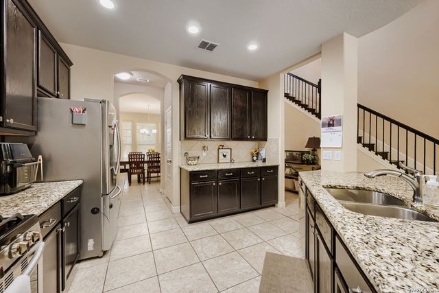 12519 PONDER RNCH, San Antonio, TX 78245