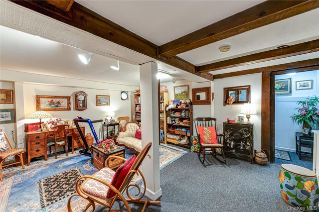 19 Harvard Road, Shoreham, NY 11786