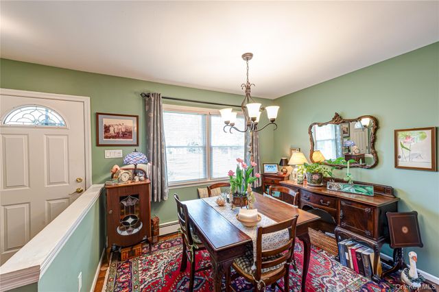 19 Harvard Road, Shoreham, NY 11786