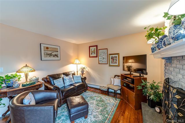 19 Harvard Road, Shoreham, NY 11786