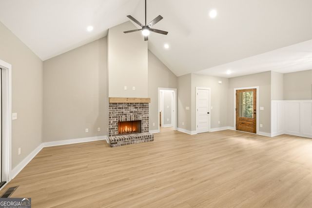 238 Singing Hills Drive, Clarkesville, GA 30523