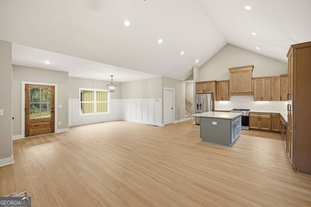 238 Singing Hills Drive, Clarkesville, GA 30523