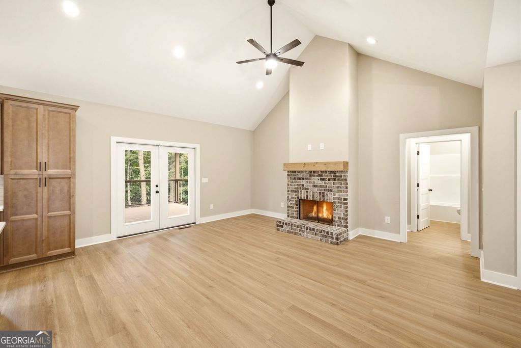 238 Singing Hills Drive, Clarkesville, GA 30523 — photo 4