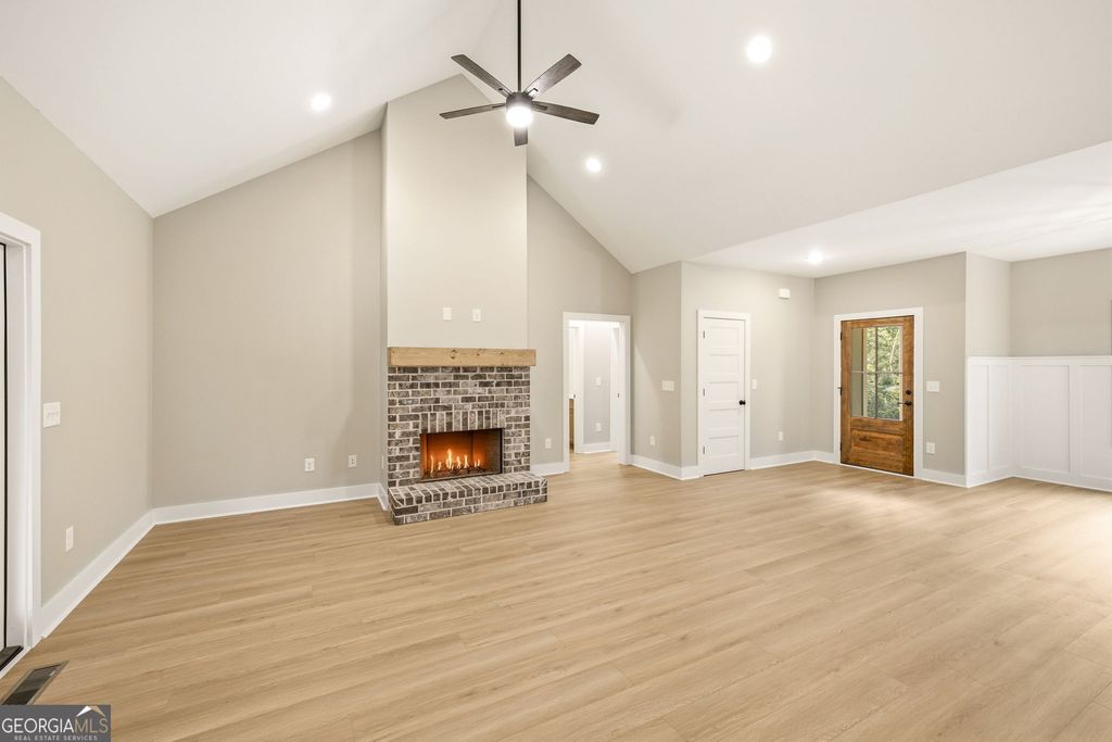 238 Singing Hills Drive, Clarkesville, GA 30523 — photo 5