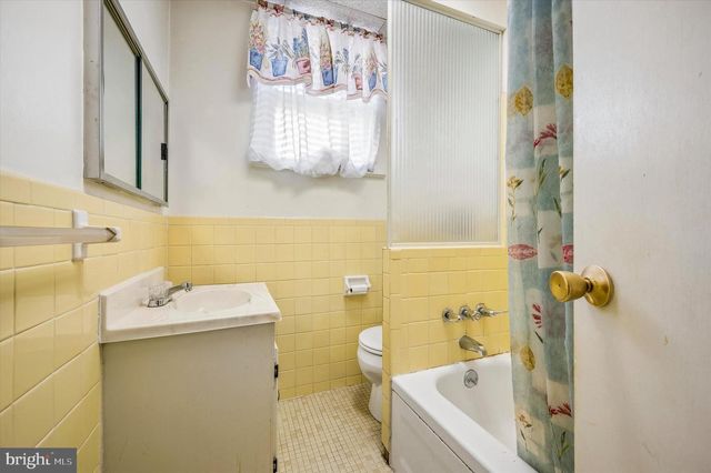 3272 ARAMINGO AVE, Philadelphia, PA 19134