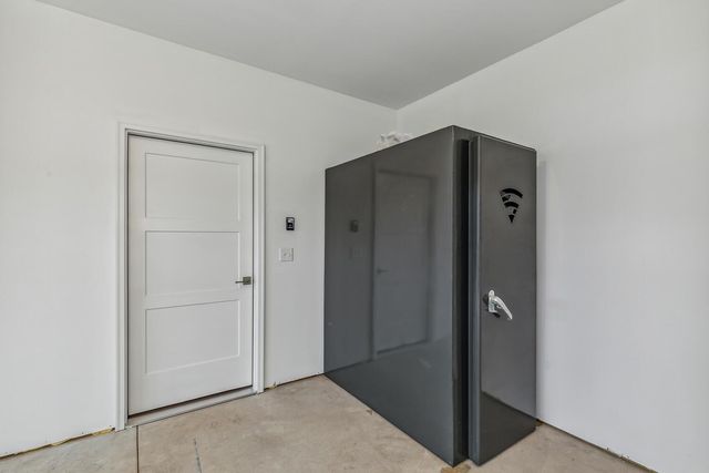 322 W Pepper Tree Rd, Andover, KS 67002