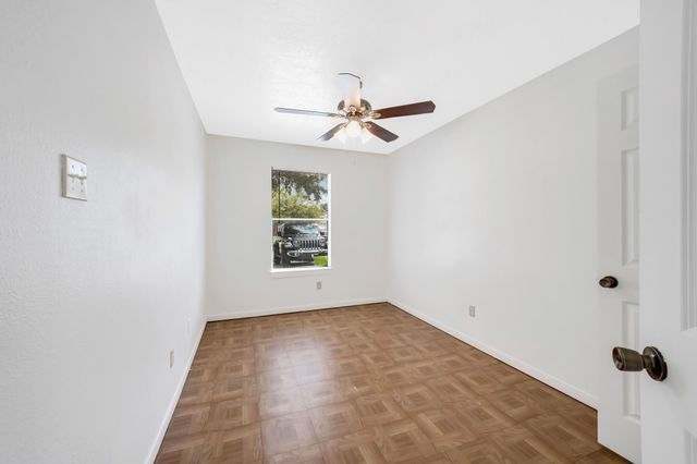 308 Willowick Street, Tomball, TX 77375