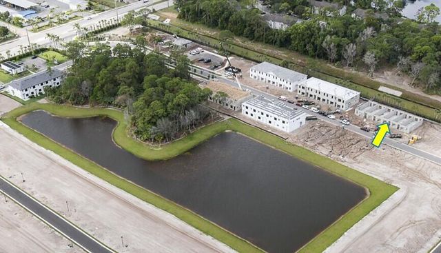 4243 Efendi Drive Latitude 17-03, Lantana, FL 33462