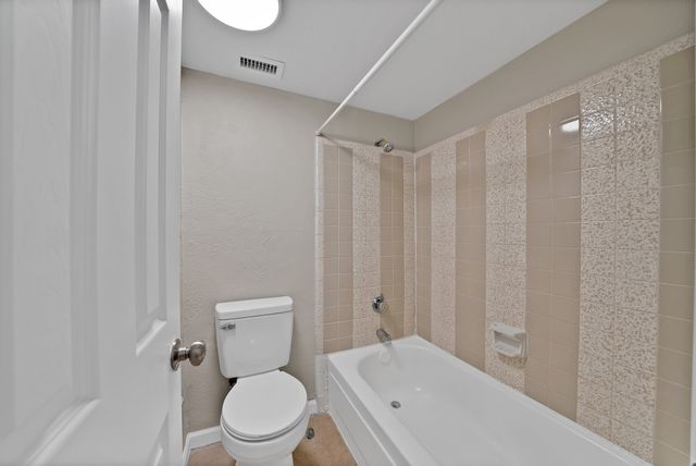 6080 Dooley Drive, The Colony, TX 75056