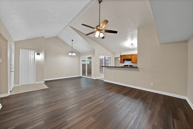 6080 Dooley Drive, The Colony, TX 75056
