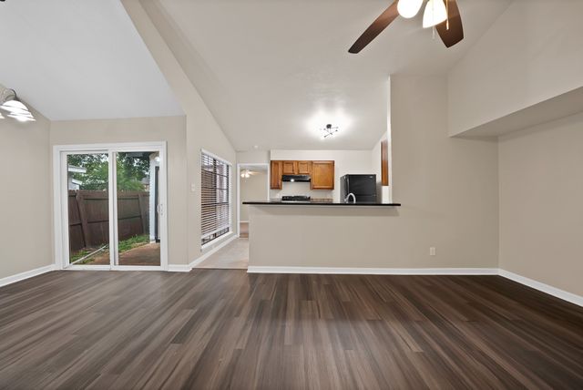 6080 Dooley Drive, The Colony, TX 75056