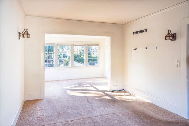 1259 Hawthorne St, Alameda, CA 94501