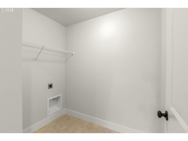 2555 Bourbon St, Forest Grove, OR 97116