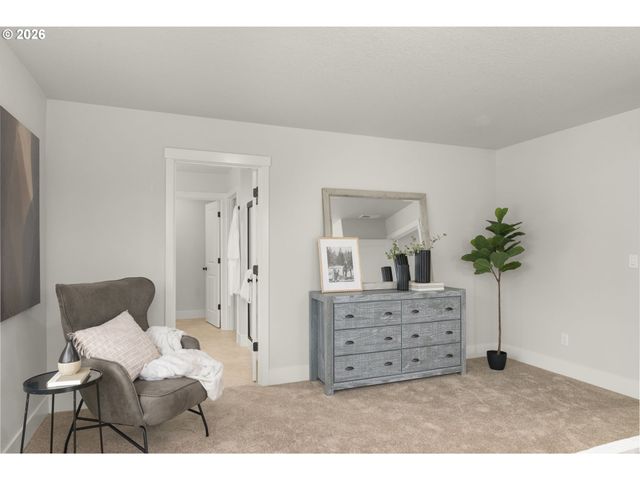 2555 Bourbon St, Forest Grove, OR 97116