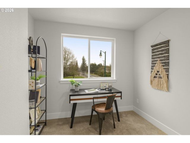 2555 Bourbon St, Forest Grove, OR 97116