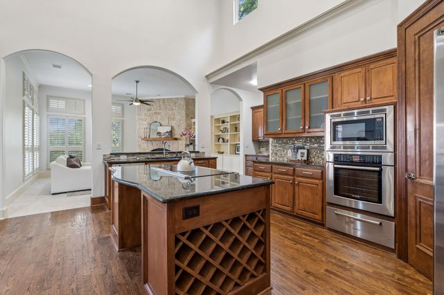 6805 Columbine Way, Plano, TX 75093