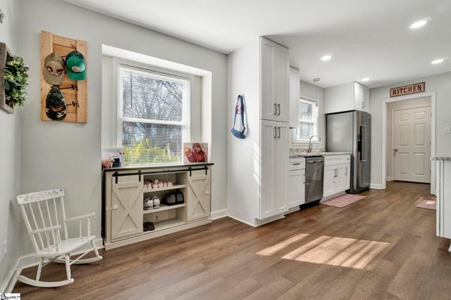 123 Churchill Avenue, Moore, SC 29369