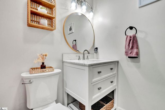 123 Churchill Avenue, Moore, SC 29369