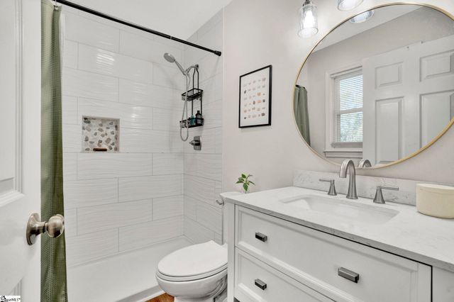 123 Churchill Avenue, Moore, SC 29369