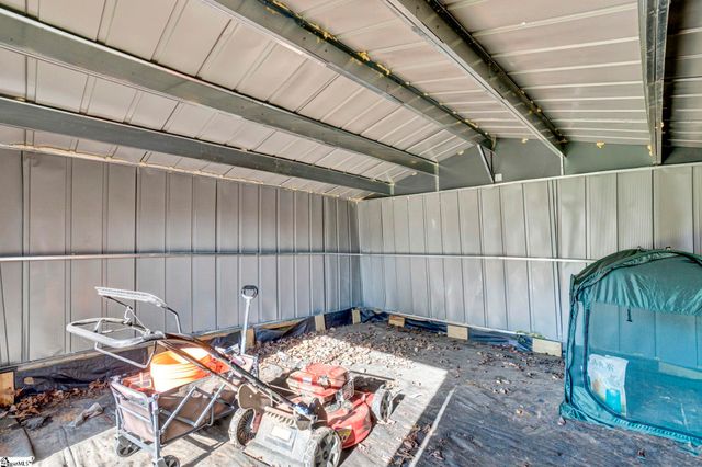 123 Churchill Avenue, Moore, SC 29369