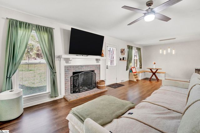 123 Churchill Avenue, Moore, SC 29369