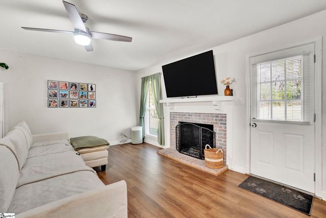 123 Churchill Avenue, Moore, SC 29369