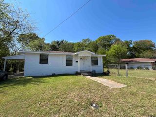 3312 Luberta, Tyler, TX 75702