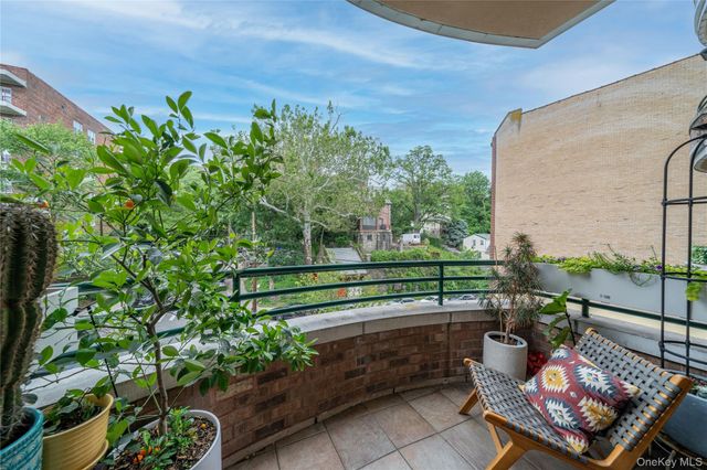 3816 Waldo Avenue 3A, Bronx, NY 10463