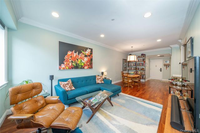 3816 Waldo Avenue 3A, Bronx, NY 10463